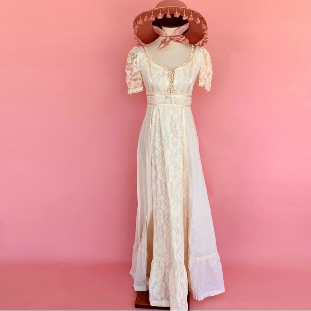 Vtg 70s Boho Victorian Lace Ruffle Maxi Dress S M